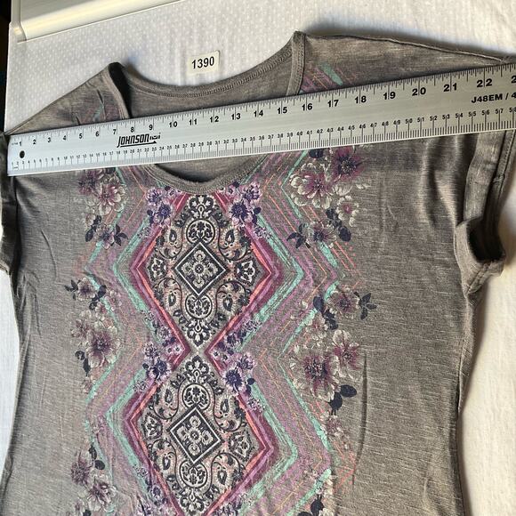 Style & Co Women’s Short Sleeve Screw Neck T-shirt size S, Floral Gray - Picture 2 of 8